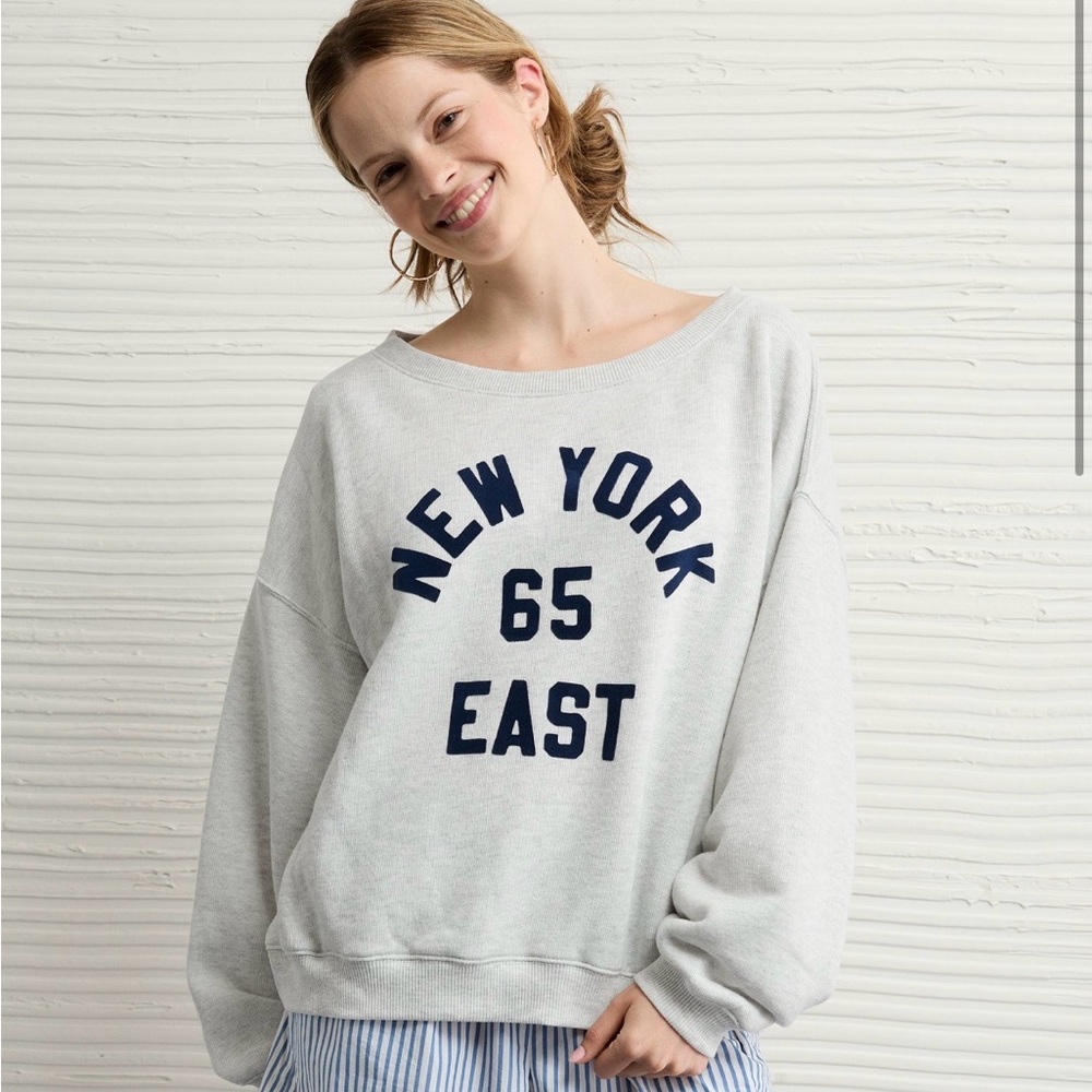 AE Off The Shoulder New York East Graphic Sweatshirt - Medium - NWOT